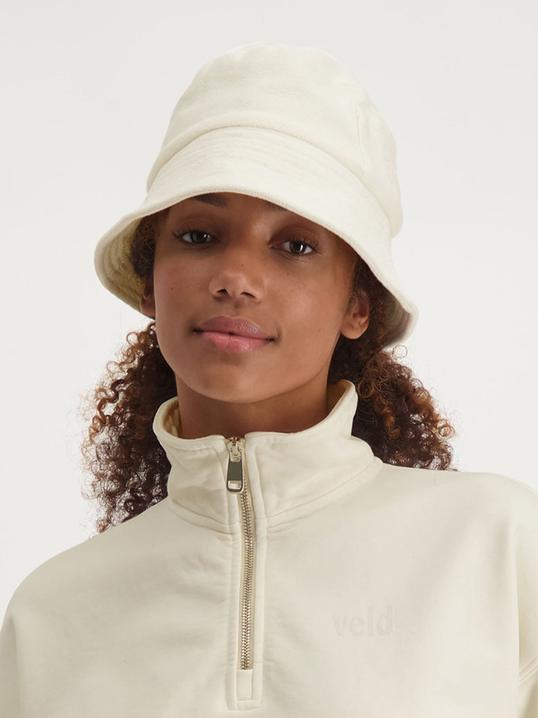 Strand Bucket Hat